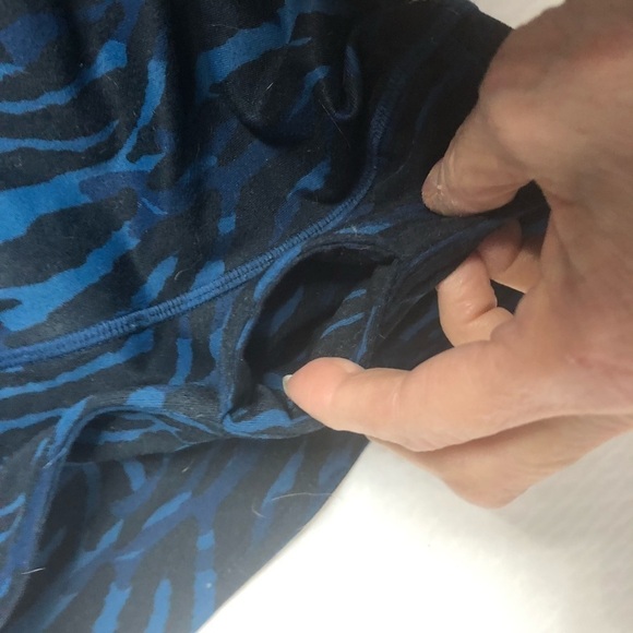 Fabletics by Kate Hudson - Picture 5 of 9